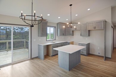 Dining/Kitchen
