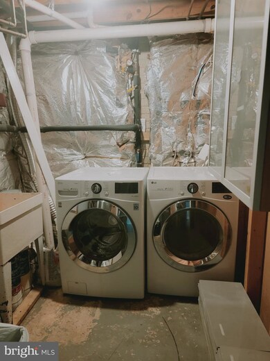 7897 Blue Gray Cir, Manassas, VA 20109 - photo 6