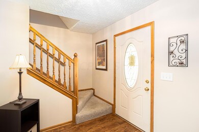 375 Hillcrest Dr, Circleville, OH 43113 - photo 5