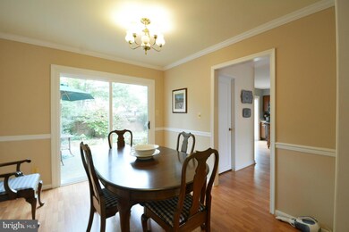 8402 Willow Forge Rd, Springfield, VA 22152 - photo 7