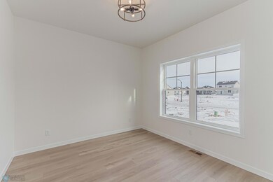 7369 29th St S, Fargo, ND-2.jpg
