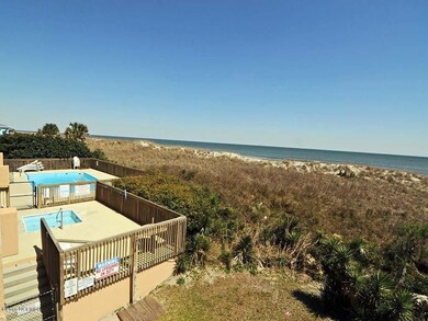 14 - Deck View