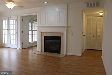 46878 Clarion Terrace unit 101, Sterling, VA 20164 - photo 2