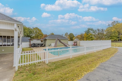 731 W Tigrett St, Halls, TN 38040 - photo 7