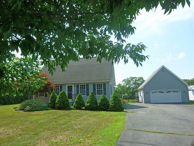 9 Mieczkowski Cir, South Deerfield, MA 01373 - photo 2