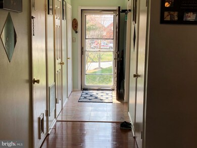 7580 Cherry Ln, Laurel, MD 20707 - photo 3