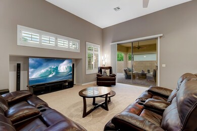 Great Rm to Patio