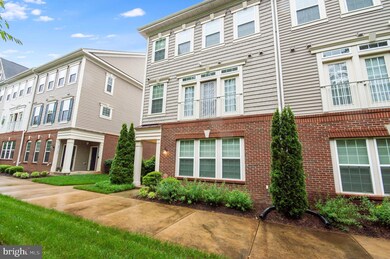 4722 Dane Ridge Cir, Dale City, VA 22193 - photo 3