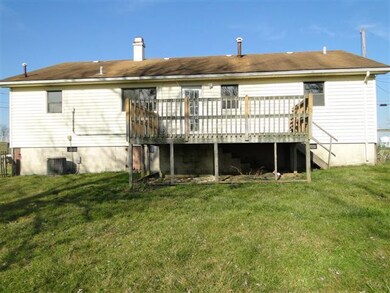 630 Bellows Mill Rd, Harrodsburg, KY 40330 - photo 2