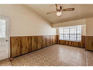 330 Maricela Dr, El Paso, TX 79915 - photo 5