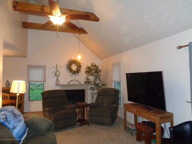 willow livingroom 1