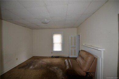 914 8th St, Statesville, NC 28677 - photo 5