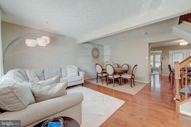 8733 Cresthill Ct, Laurel, MD 20723 - photo 6