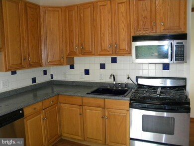 1804 Lewis Ave, Rockville, MD 20851 - photo 2