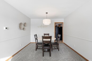 4615 Fairlawn Pass, Fort Wayne, IN 46815 - photo 7