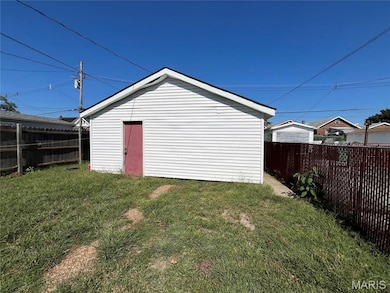4441 Gannett St, Saint Louis, MO 63116 - photo 4