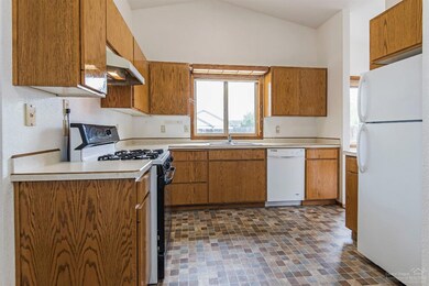 1514 SW 21st Place, Redmond, OR 97756 - photo 7