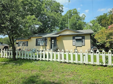 2832 County Road 425b, Cleburne, TX 76031 - photo 2