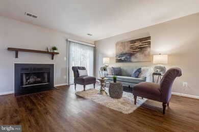 16336 Taconic Cir unit 94F, Dumfries, VA 22025 - photo 3