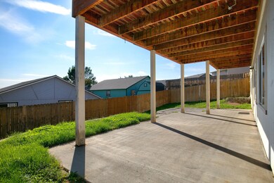 2046 SW 36th St, Redmond, OR 97756 - photo 7