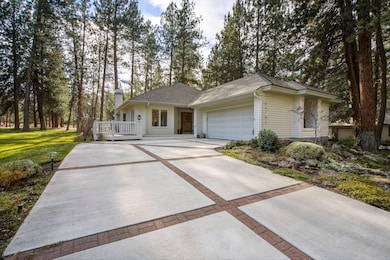 60701 Willow Creek Loop, Bend, OR 97702 - photo 2