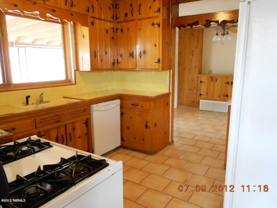 3136 E Waverly St, Tucson, AZ 85716 - photo 2