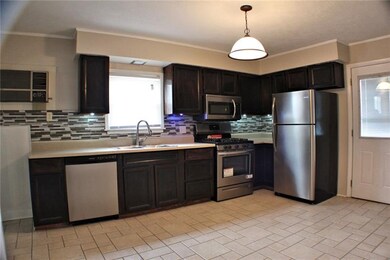 41x12 New Eat-in Kitchen with New Stainless Refrig