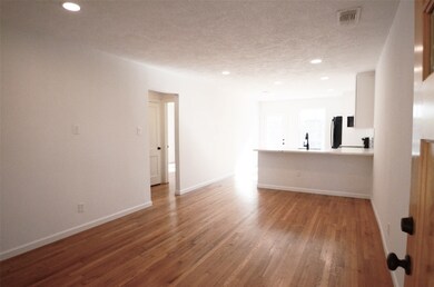 219 W 30th St unit 2B, Houston, TX 77018 - photo 5