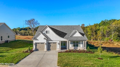 166 Sunflower St, Lenoir City, TN 37772 - photo 2