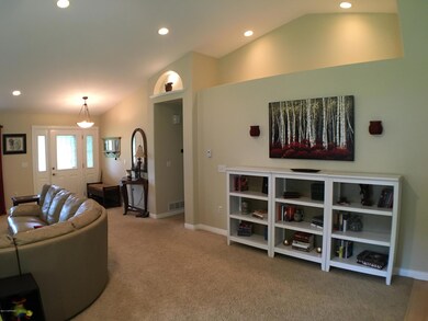 Entry/ Living Room
