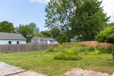 31 Puritan Dr Westbrook ME-large-003-032