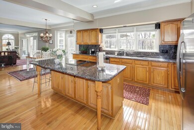 5436 Ashleigh Rd, Fairfax, VA 22030 - photo 6