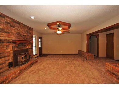 118 Cedar Springs Dr, Tuttle, OK 73089 - photo 3