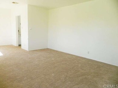 Great Living/ Dining Space with New Carpet!