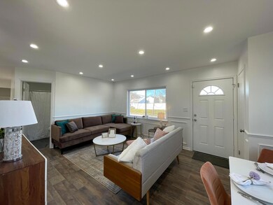 725 Josephine Ave, Columbus, OH 43204 - photo 4