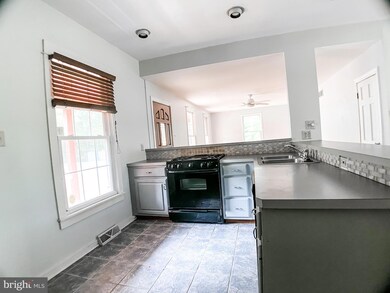 651 Lake Blvd, Lindenwold, NJ 08021 - photo 7