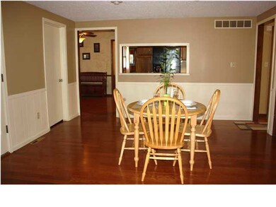 Informal dining just off the kitchen