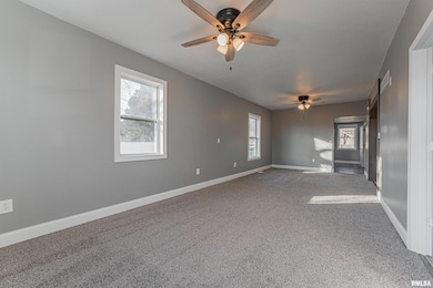 320 W Kickapoo St, Lincoln, IL 62656 - photo 5