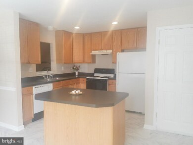 26 Litchfield Ln W, Martinsburg, WV 25405 - photo 6