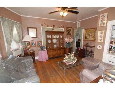 8 Jones St, Everett, MA 02149 - photo 3