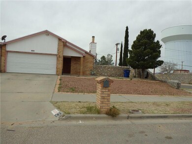 1835 Karl Wyler Dr, El Paso, TX 79936 - photo 3