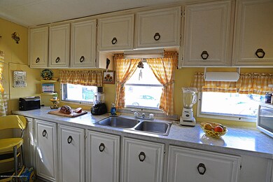 Kitchen 3