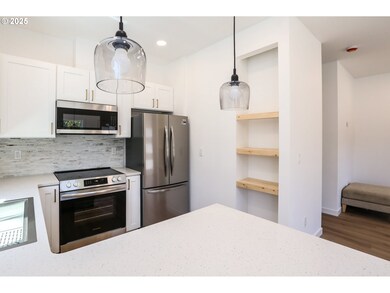 829 Horn Ln, Eugene, OR 97404 - photo 5