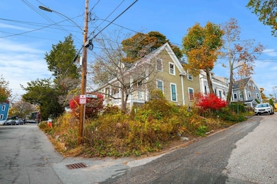 43 Sewall St unit 3, Marblehead, MA 01945 - photo 2