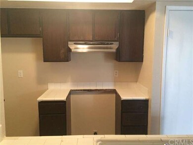 3468 Rainbow Ln unit 3, Highland, CA 92346 - photo 5