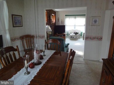 2902 Berwick Ave, Parkville, MD 21234 - photo 3