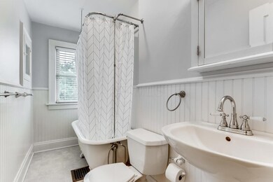 34 W Kossuth Columbus OH 43206-large-017