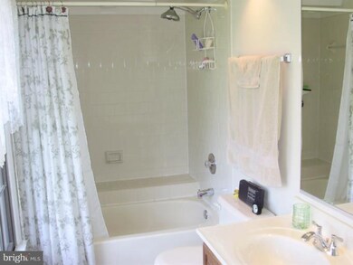 33 Tudor Ct, Lutherville Timonium, MD 21093 - photo 7