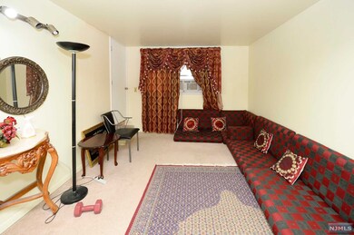 138C 68th St, Guttenberg, NJ 07093 - photo 7