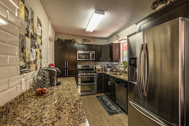 10217 Singapore Ave, El Paso, TX 79925 - photo 7